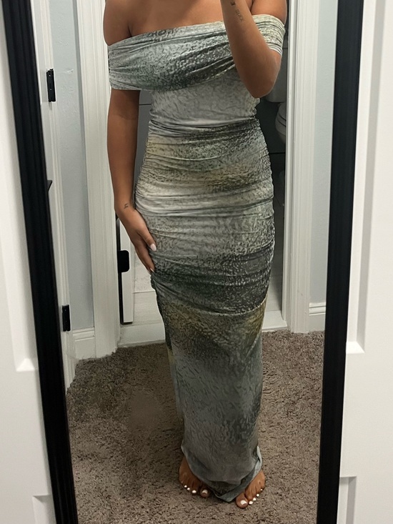 Express Dresses & Skirts - Off-Shoulder Bodycon Maxi Dress — Sage Green